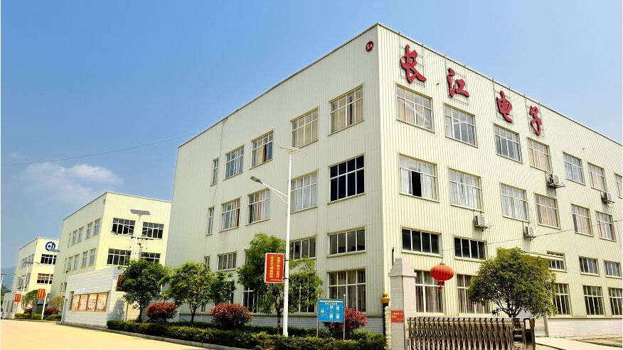 超純水機(jī)-婁底長(zhǎng)江電子與成都奧邁科技簽訂超純水機(jī)購(gòu)銷合同!